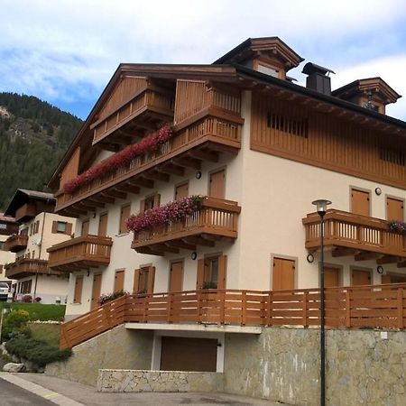 Apartmán Vista Pelmo Colle Santa Lucia Exteriér fotografie