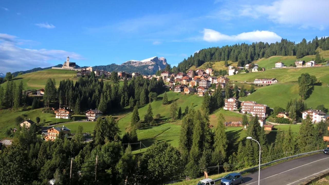 Apartmán Vista Pelmo Colle Santa Lucia Exteriér fotografie
